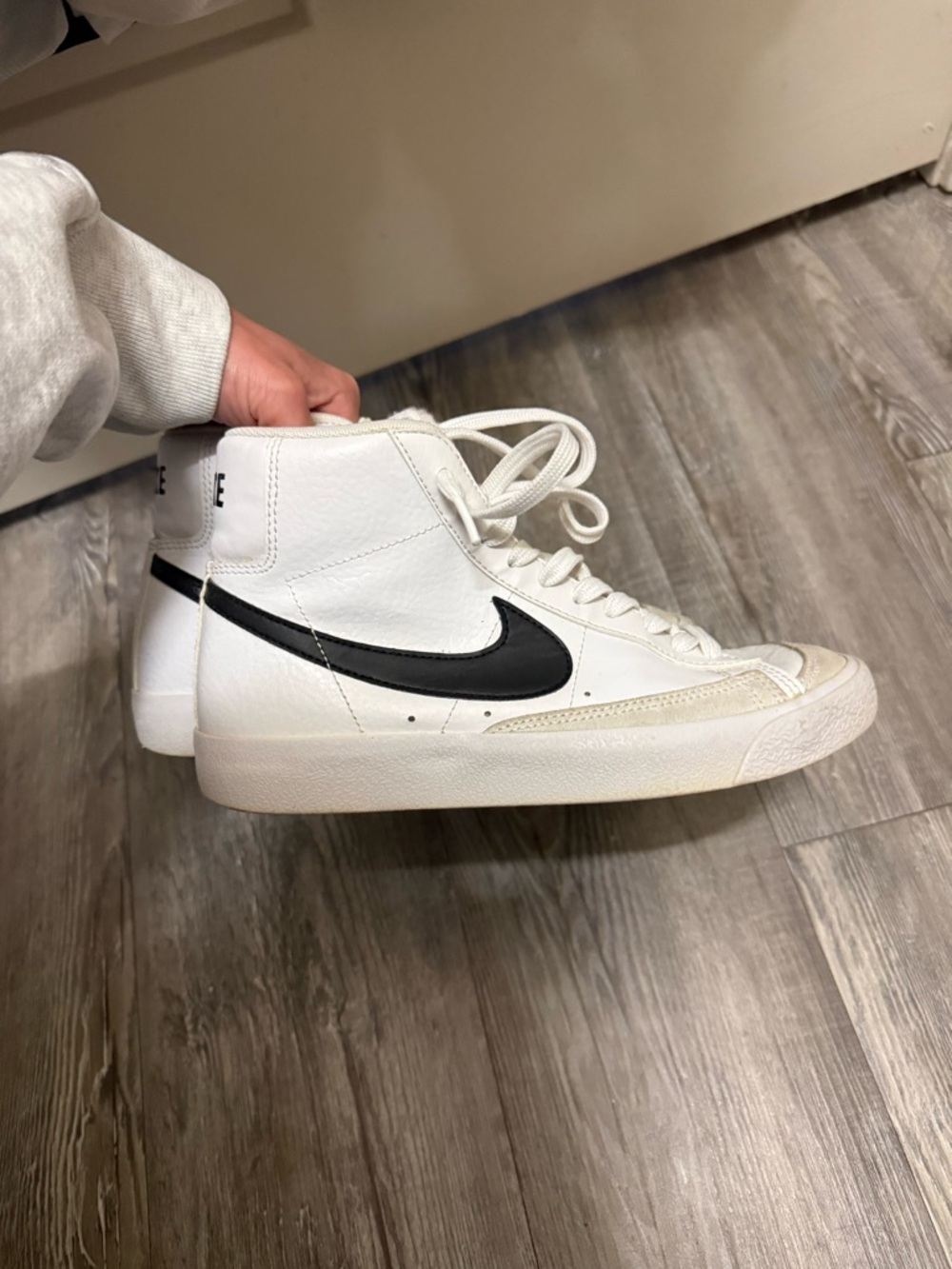Nike Dunks - Picture 2 of 3
